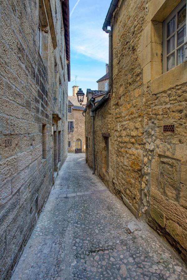 Chez Alice Appartement En Plein Centre Ville Sarlat-la-Caneda Exterior photo